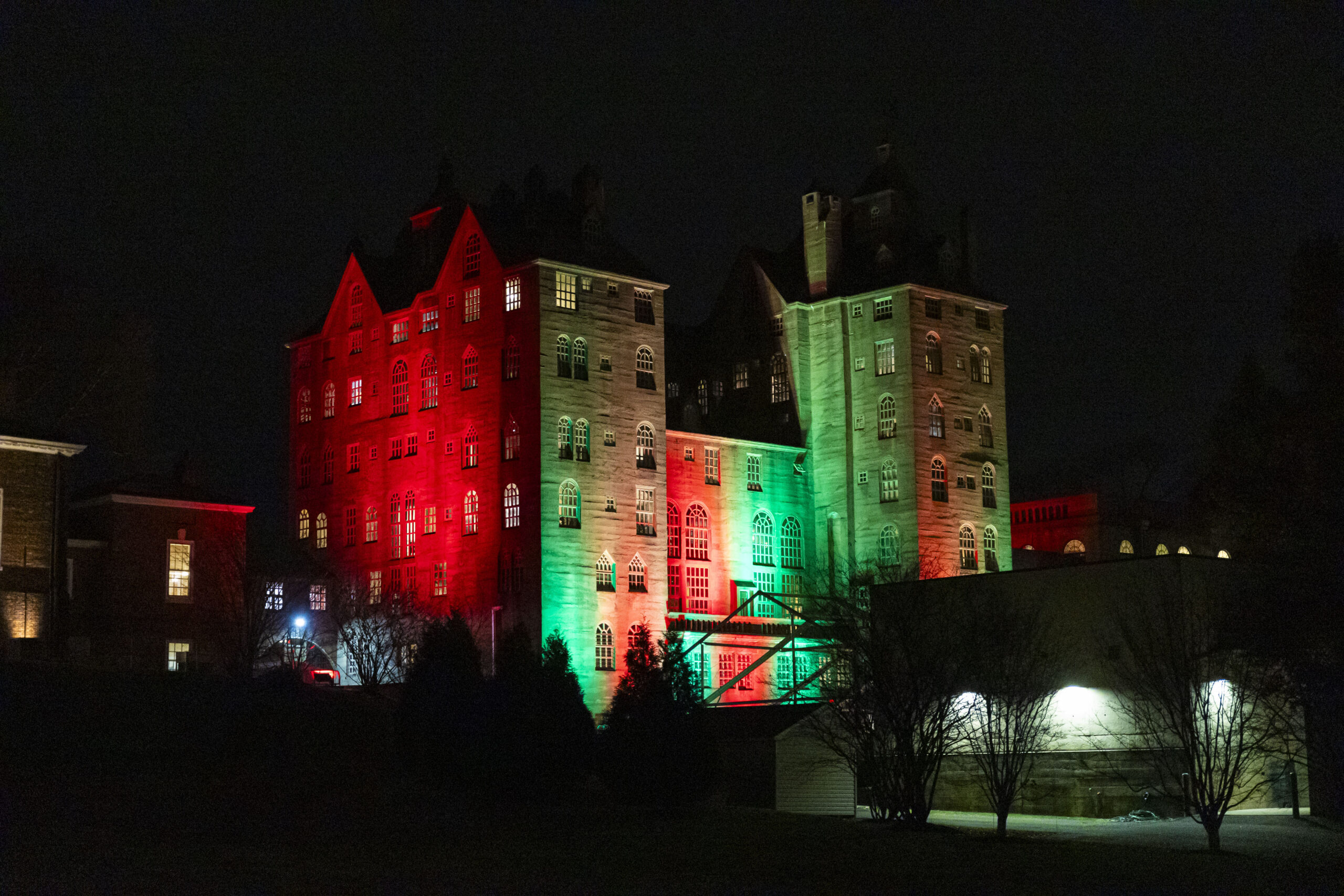 1. MM Holiday Open House